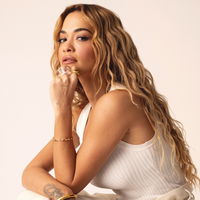 Rita Ora schwört für starkes und gesundes Haar auf diese Produkte