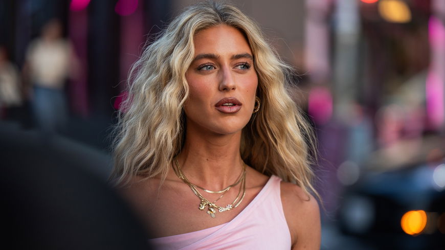 Frisuren-Trends 2025: Mit diesen 3 Tricks überstehen deine Mermaid Waves jeden Sommertag
