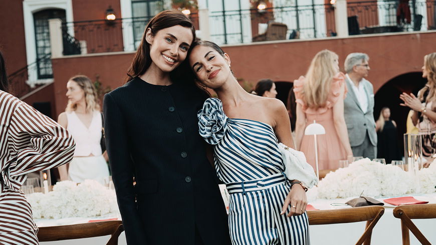Mytheresa x Manolo Blahnik: Die Capsule Kollektion beamt uns an die französische Riviera