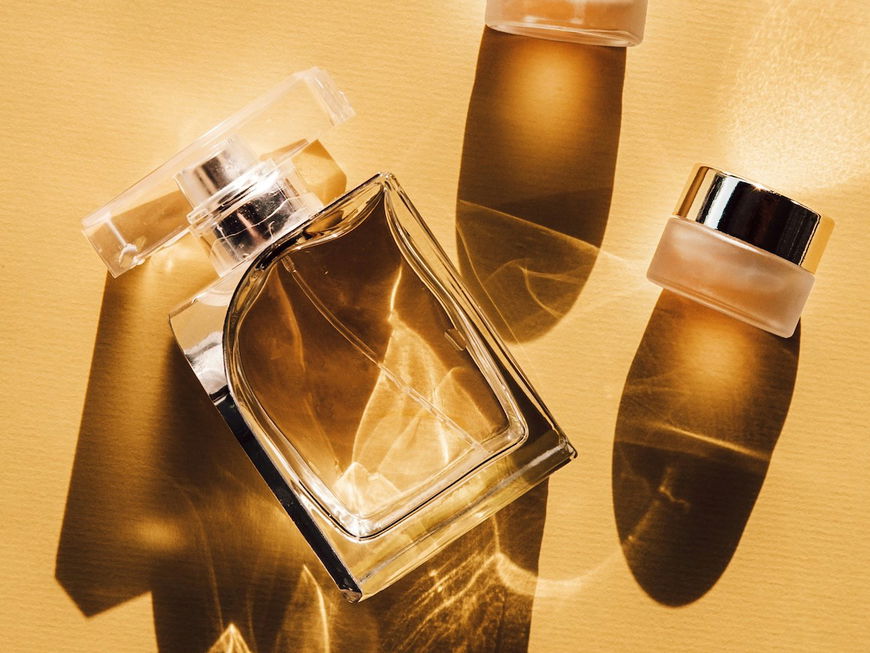Minimalistisches Parfumsflakon