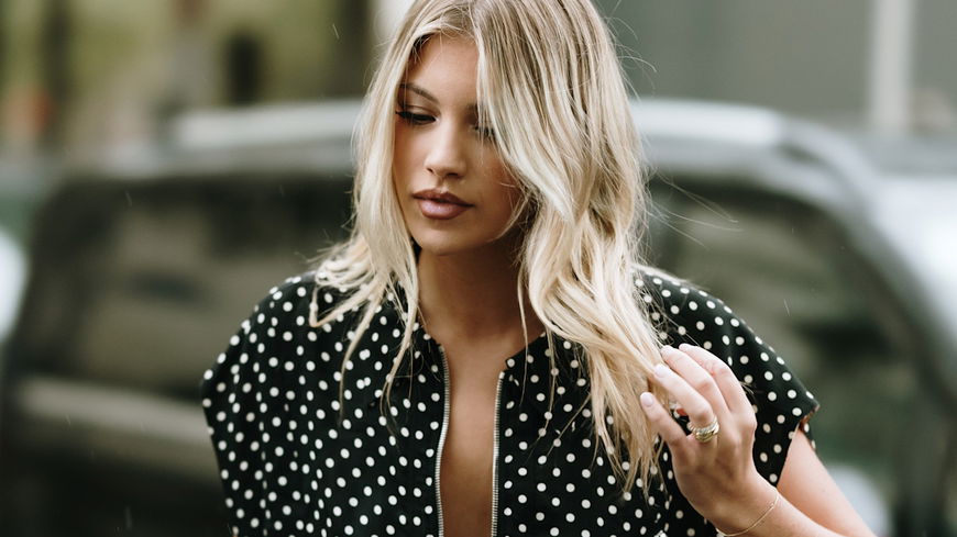 Nagel-Trend für den Sommer 2026: "Polka Dot Nails" sind gefragt
