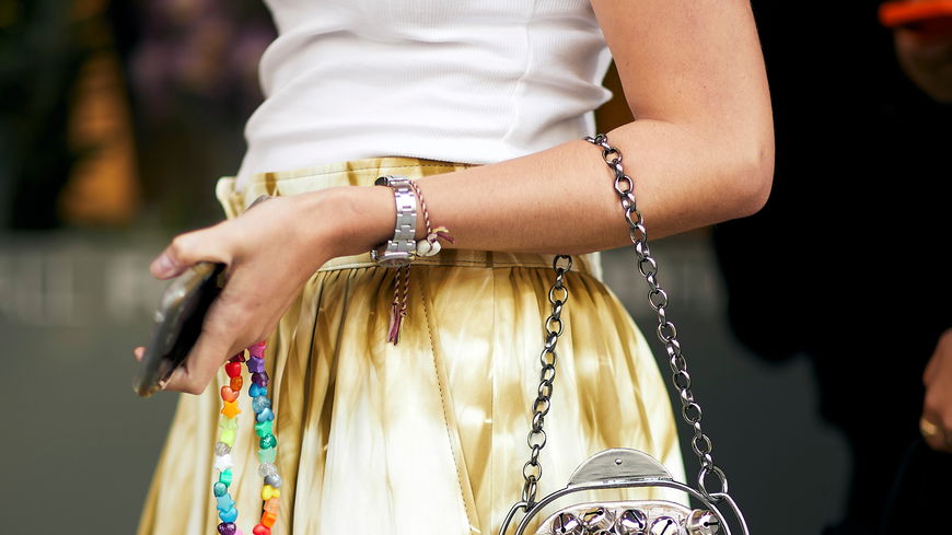 Dieser Schmuck aus unserer Jugend ist im Sommer 2025 wieder Trend