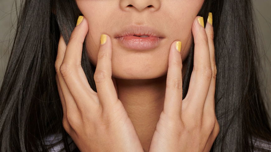 Es ist "Limoncello-Sommer" – und deshalb setzen alle Stars auf diesen Nagel-Trend