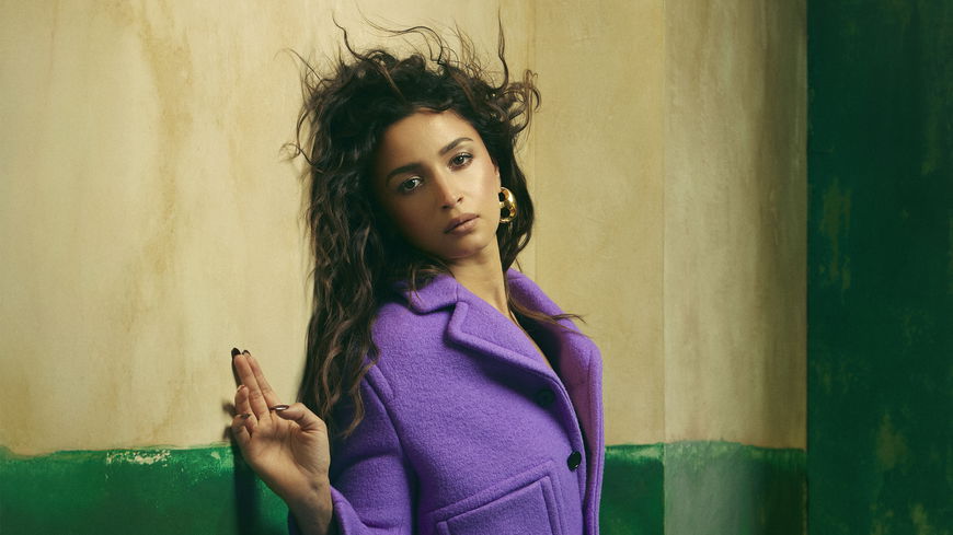 Bollywood-Ikone Alia Bhatt im exklusiven Interview über neue Filmprojekte, Mamasein und das Chaos dazwischen