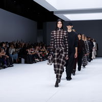 Aus New York! Die neue Cos-Kollektion für den Herbst 2025 ist Luxus pur – 3 Mode-Trends