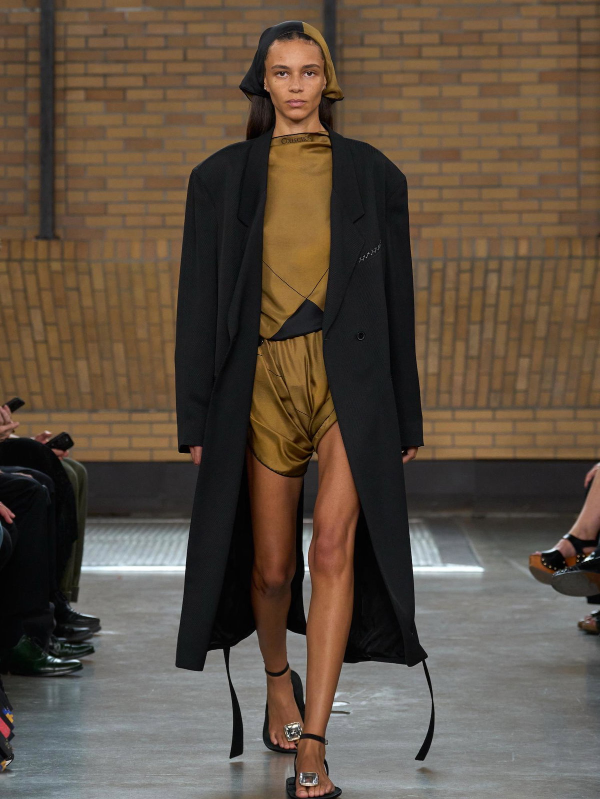 Look Calvin Klein Frühling 2026