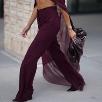 Im Herbst 2025 brauchen wir eine Tasche in dieser Trendfarbe