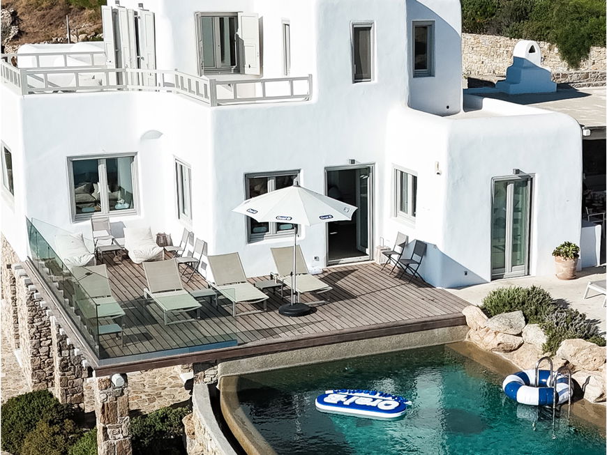 Auf Mykonos wurden die neuen Oral-B Whitening-Zahncremes gefeiert.