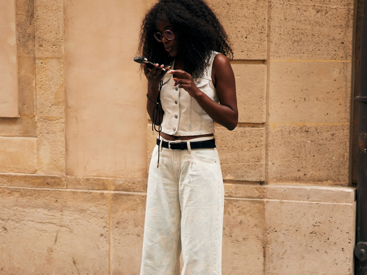 Beigefarbene Jeans Streetstyle