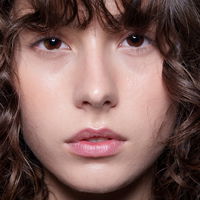 Gamechanger! Das ist der beste Concealer – selbst bei Krähenfüßen