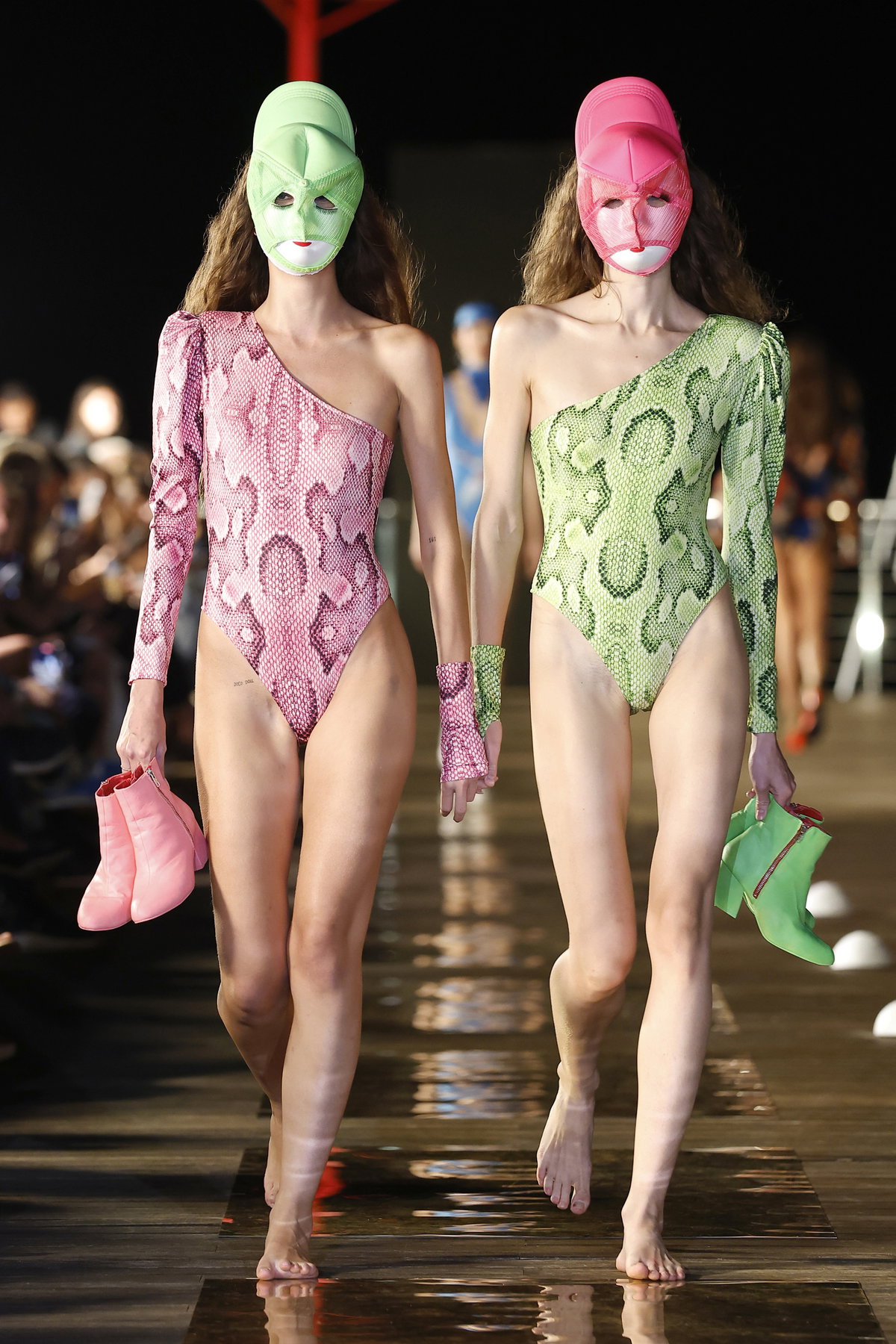 Nuria Gonzales Fashion Show
