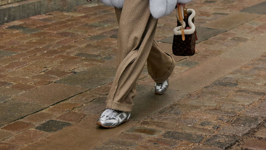 Angesagte Sneakers im Herbst/Winter 2025: Retro-Styles, Metallic & Tiermuster im Fokus