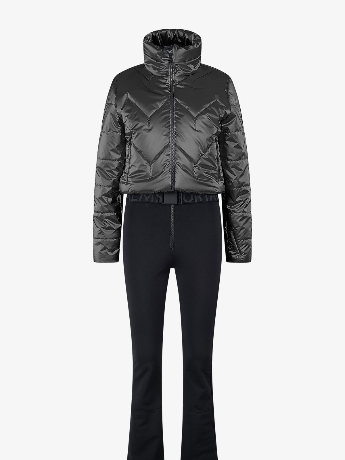 Der Ski-Overall vom Sportalm vereint Funktonalität mit Style.