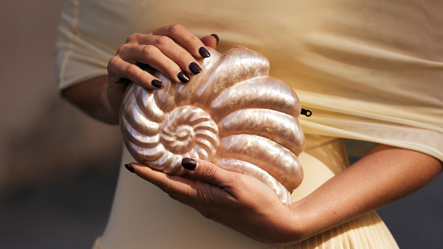 Nagel-Trends 2025/2026: "Coffee-Nails" haben es uns angetan