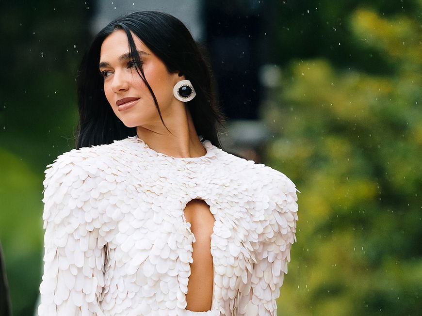 Dua Lipa Schiaparelli