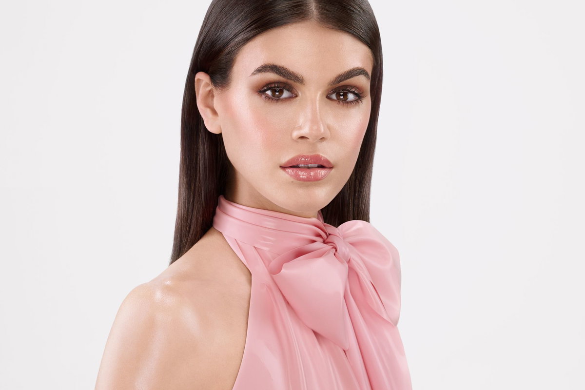 Kaia Gerber x Nars