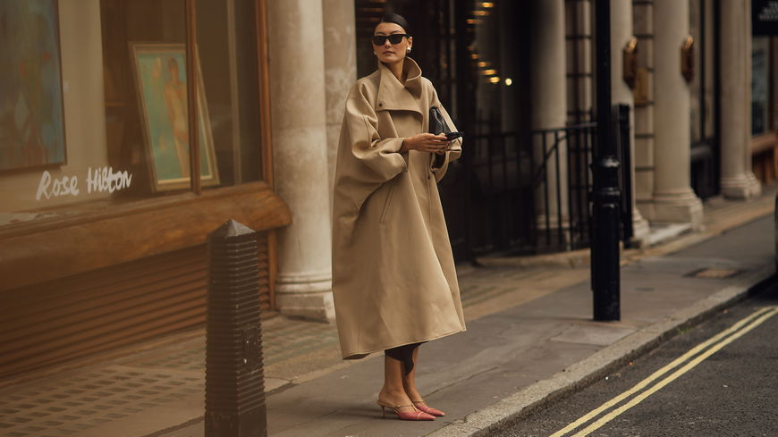 Der Arket-Trenchcoat ist das Trend-Update für deine Frühlingsgarderobe 2026