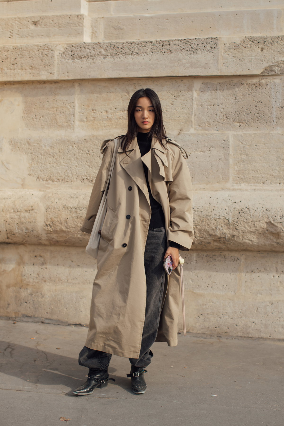 "Boot Tucking" ist der Hosen-Stiefel-Trend 2026, den Fashion Girls lieben