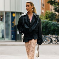 Mode-Trends 2026: Die H&M-Lederjacke ist schon jetzt das It-Piece