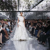 3 Kleider-Trends, die Jonathan Andersons Dior Haute Couture Debüt unvergesslich machen
