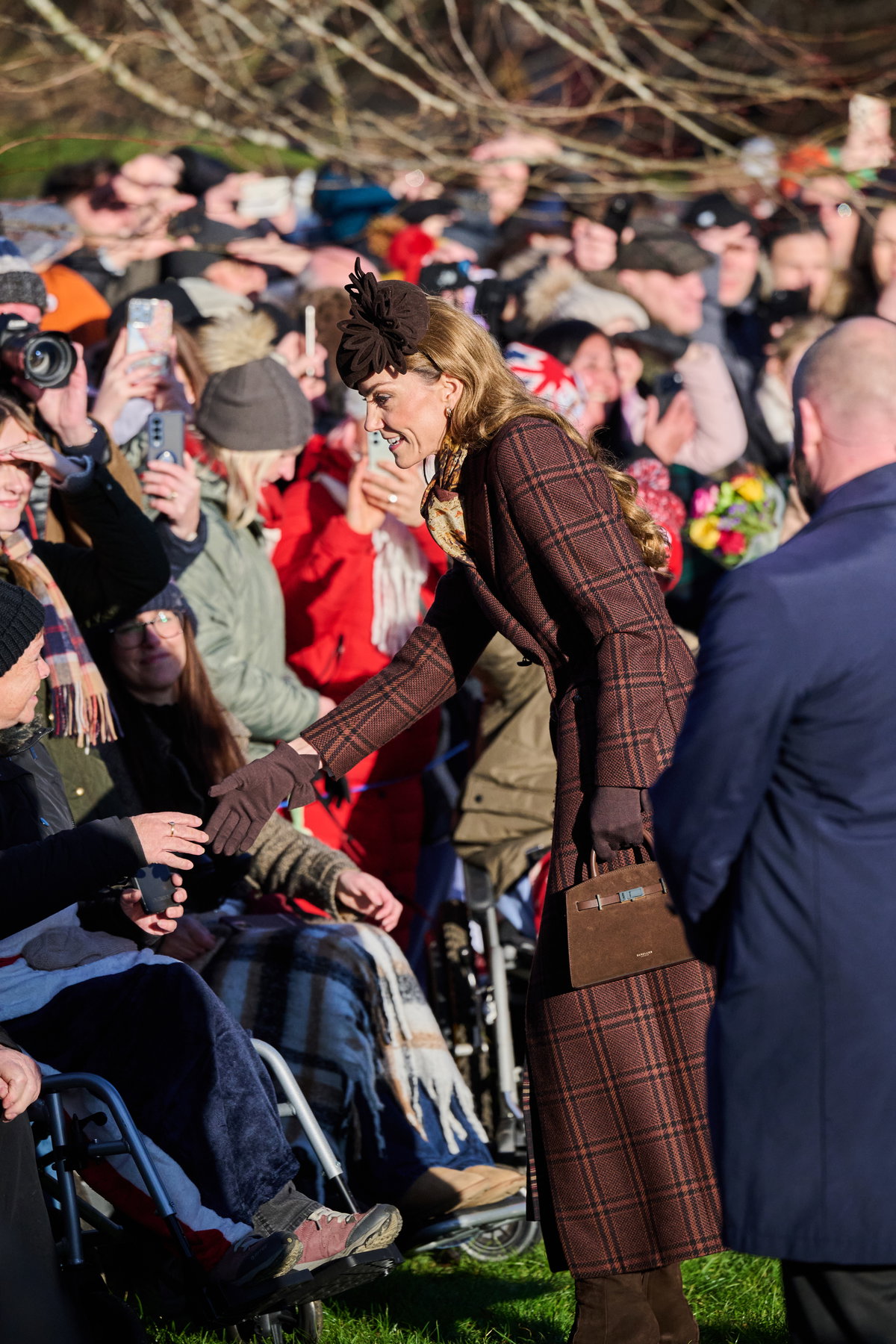 Kate Middleton mit ihren Taschen von DeMellier London