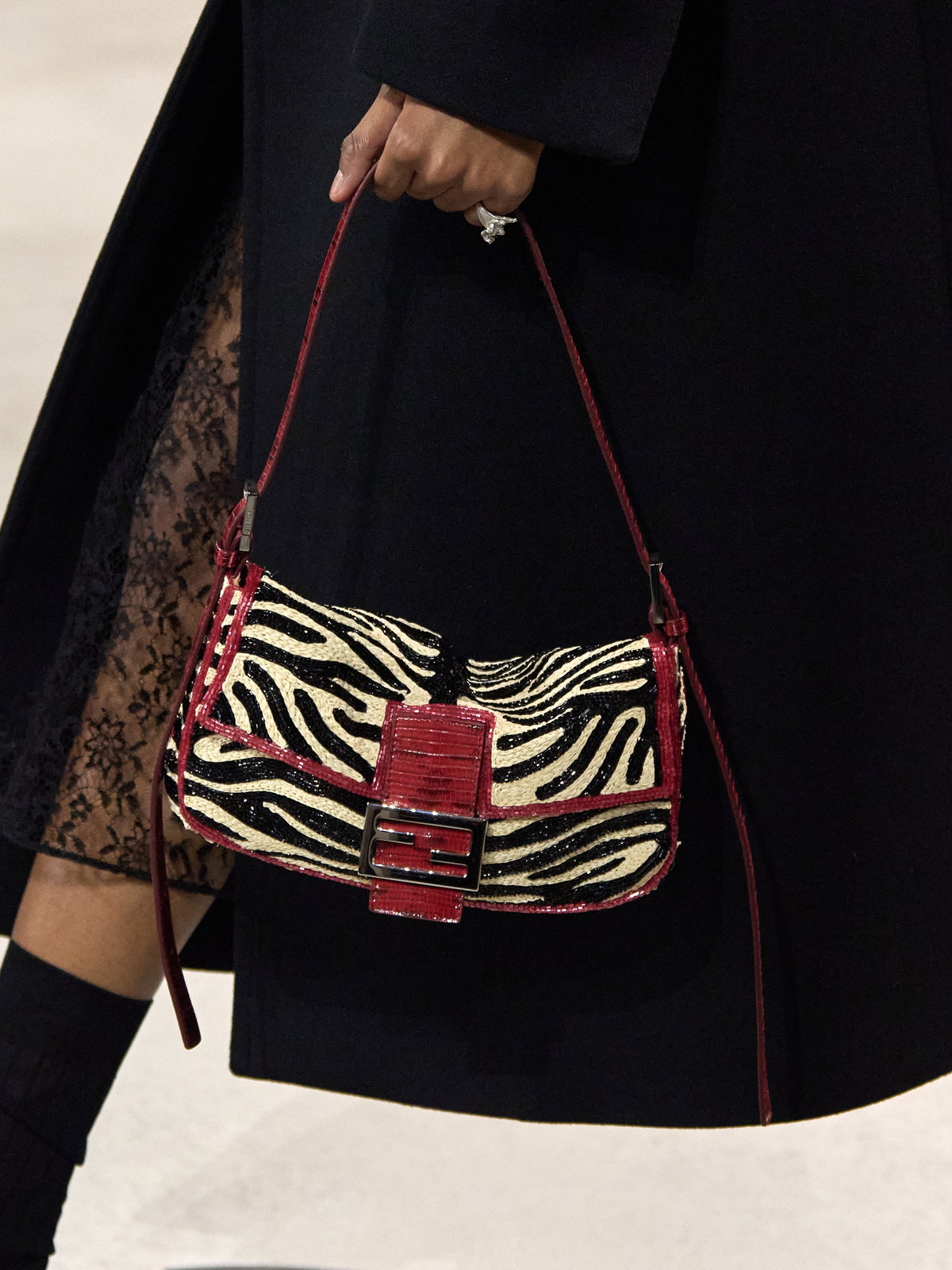 Fendi von Maria Grazia Chiuri: 5 brandneue Varianten der Baguette, die wir sofort haben wollen