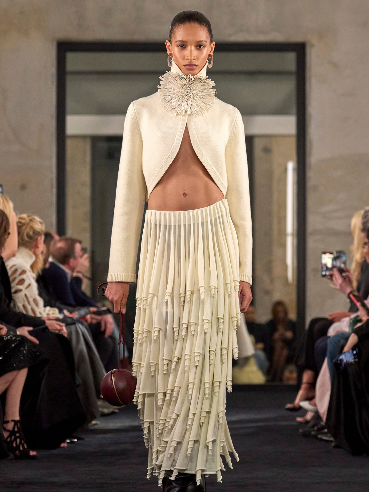 Versace ernennt Pieter Mulier zum neuen Chefdesigner