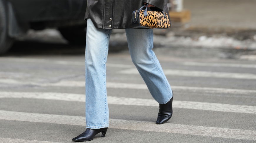 Straight Leg Jeans: Die schönsten Outfitideen zum Nachstylen