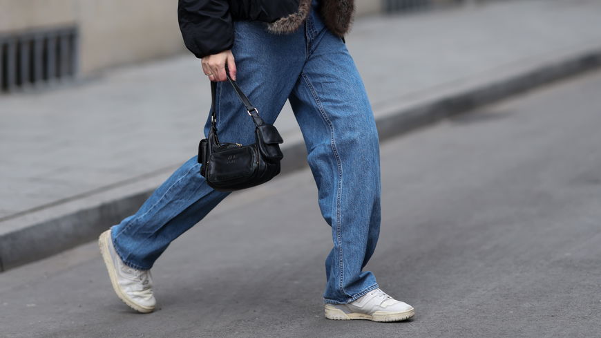 Statt bunte Sneaker: 3 tolle Alternativen im Frühling 2026