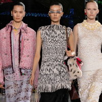 Chanel bei der Paris Fashion Week 2026: 3 Trends, die uns von der neuen Saison träumen lassen