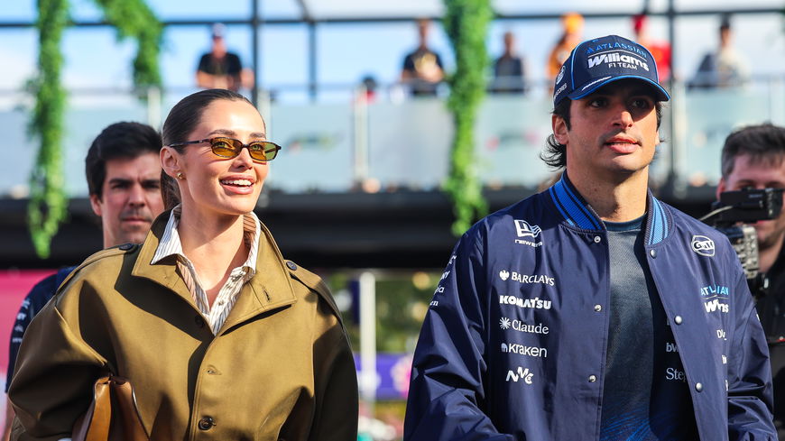 F1-Girls 2026: 3 Looks, um ihren Quiet Luxury-Style nachzumachen