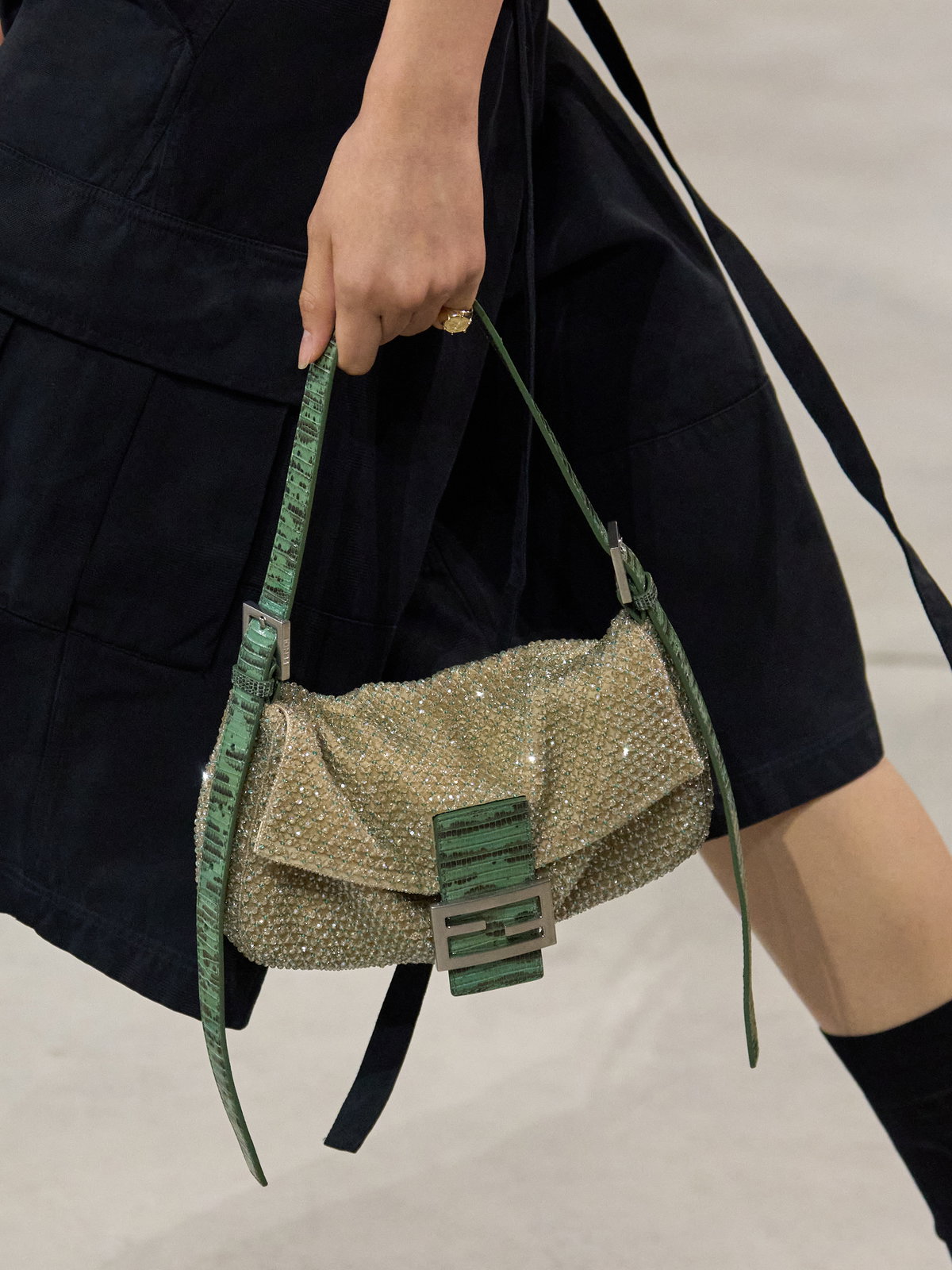 "Mytheresa"-Chef-Einkäuferin verrät: Diese Designertasche ist 2026 zurück
