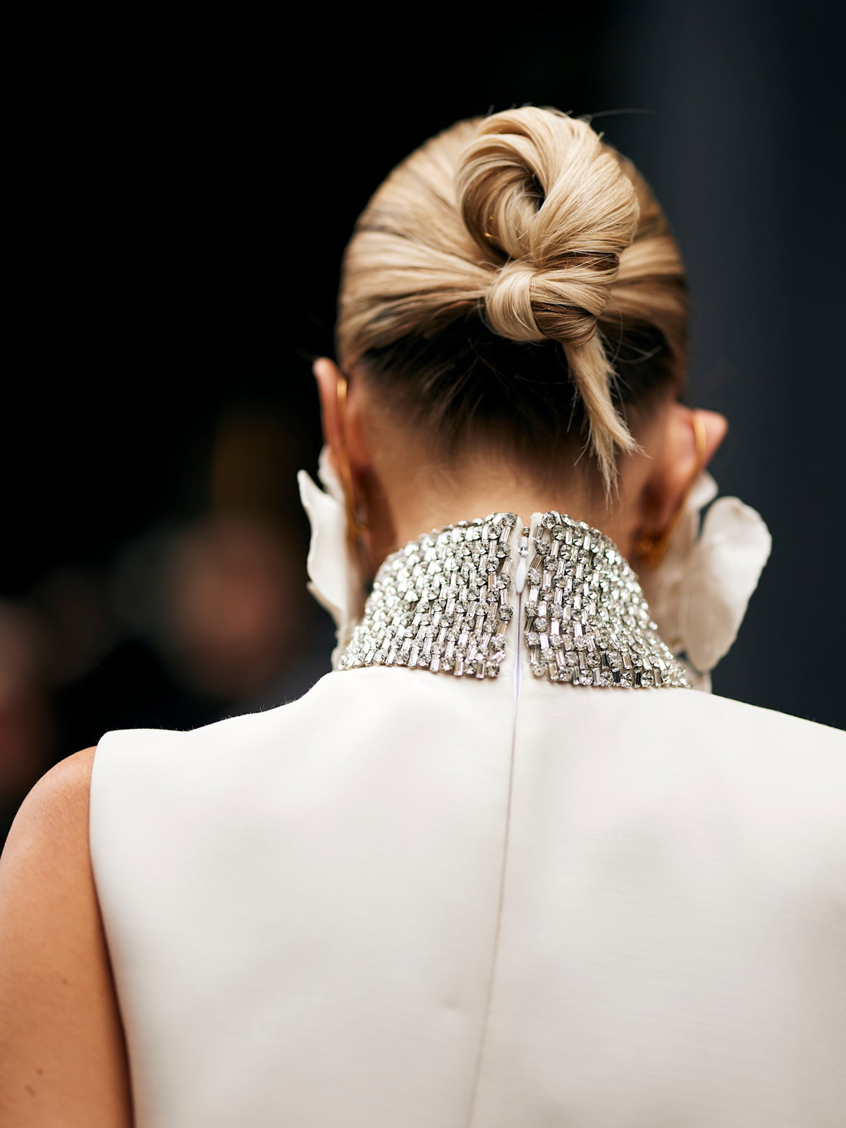 Hochsteckfrisuren: Diese Hairstyles liegen im Trend