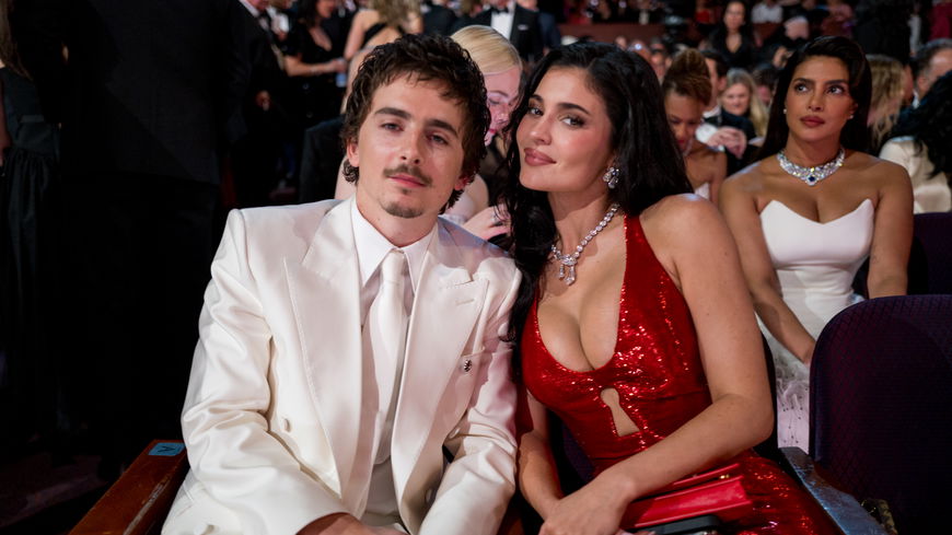 Müsst ihr gesehen haben! Kylie Jenner liefert den besten Glamour-Auftritt der Oscar-Nacht 2026