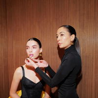Star-Visagistin Naoko Scintu verrät im Beauty-Interview ihre besten Red-Carpet-Tricks
