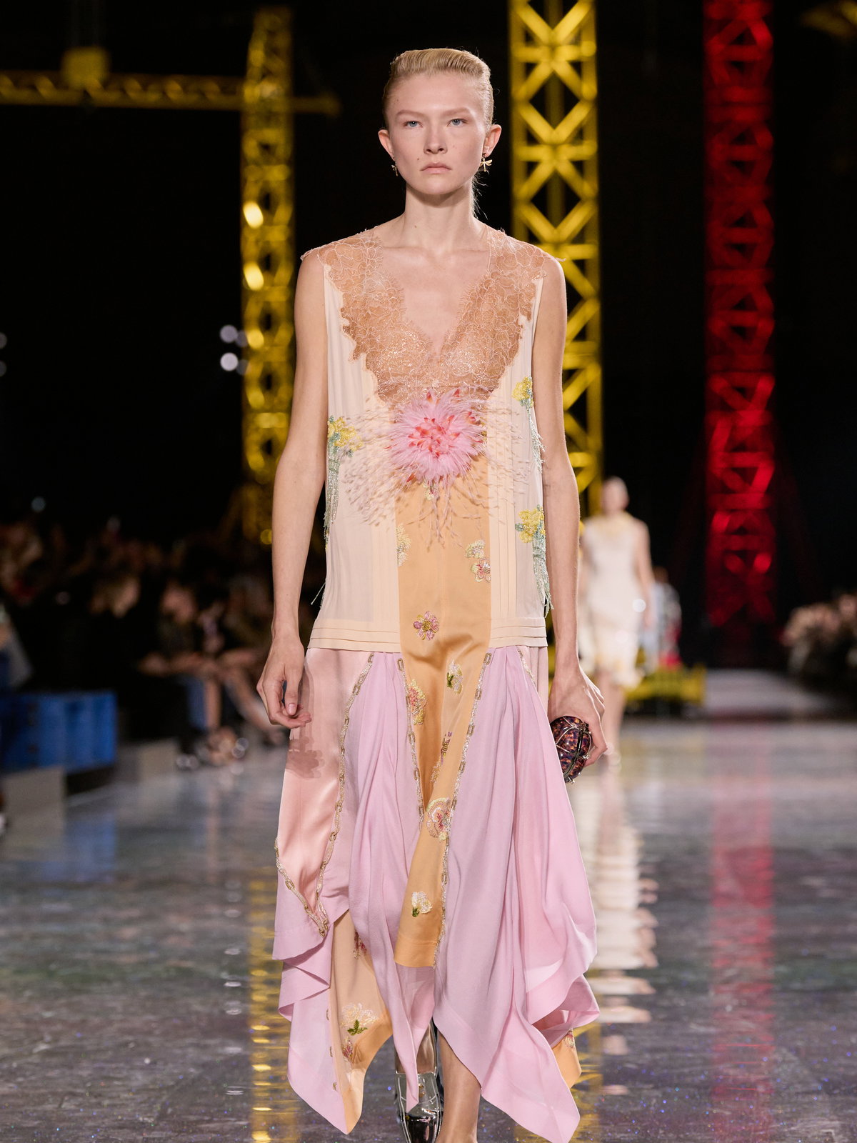 Paris Fashion Week: Mode-Trends Herbst/Winter 2026/2027