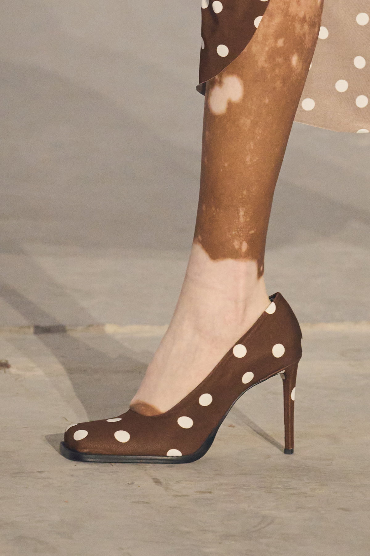 Deshalb braucht ihr die gepunkteten Trend-SchuheDeshalb braucht ihr die gepunkteten Trend-Schuhe