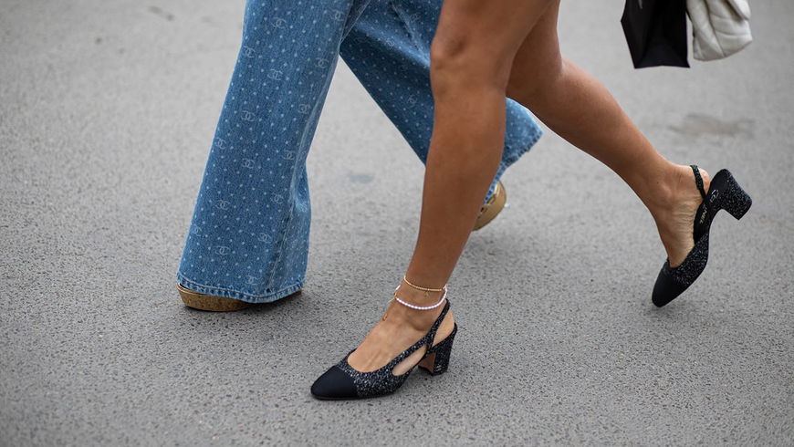 Einen konkreten Schuh-Trend wollen im Frühling 2026 wirklich alle, die keine Sandalen mögen