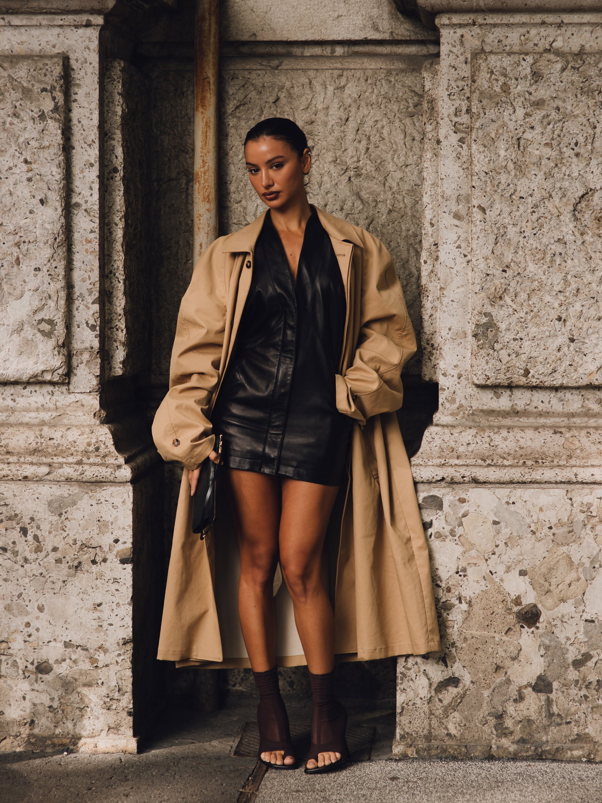 Trenchcoat kombinieren: So stylst du den Modeklassiker richtig