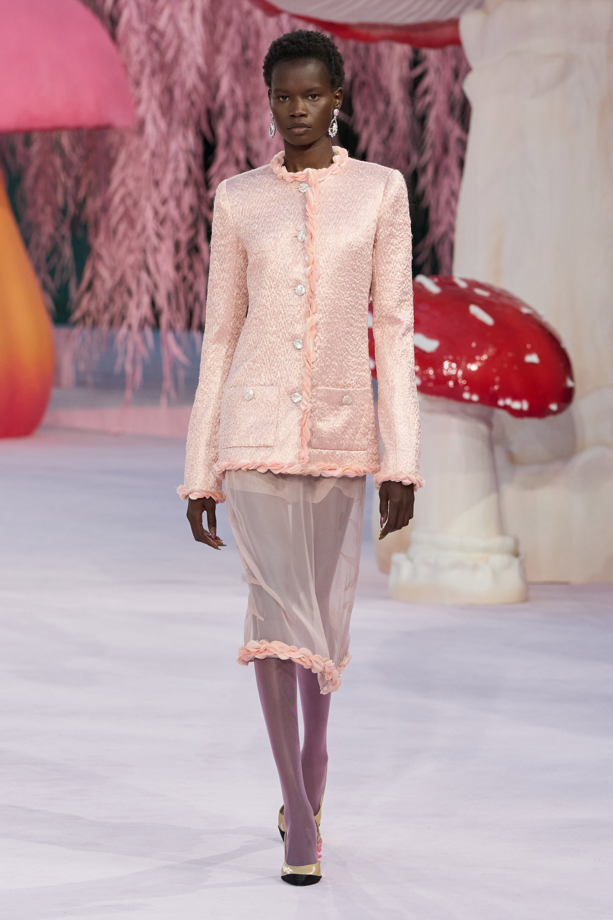 So elegant zeigten sich knielange Röcke auf dem Runway