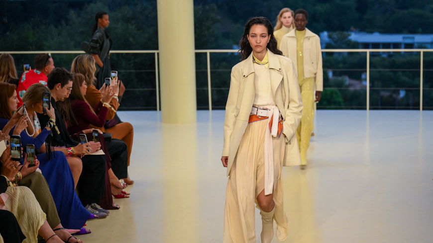 Buttermilchgelb ist jetzt angesagter denn je – laut Luxushaus Hermès