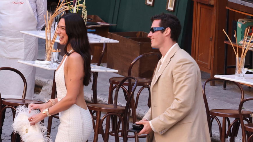 Dua Lipa liefert mit ihrem Bottega Veneta-Kleid die stylischste Inspiration für alle Bräute