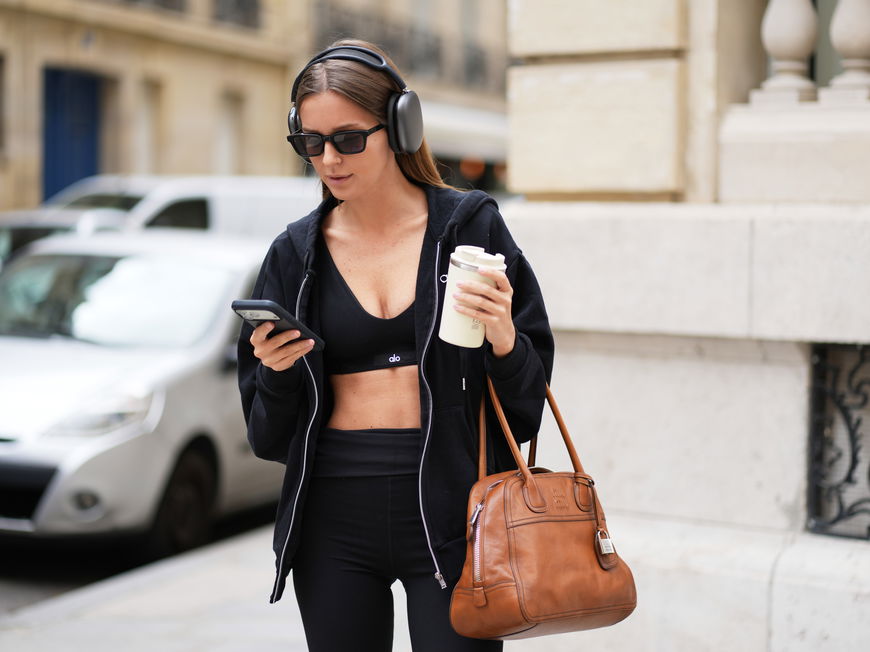Pilates 2026: 3 Quiet Luxury Sportsets im Trend