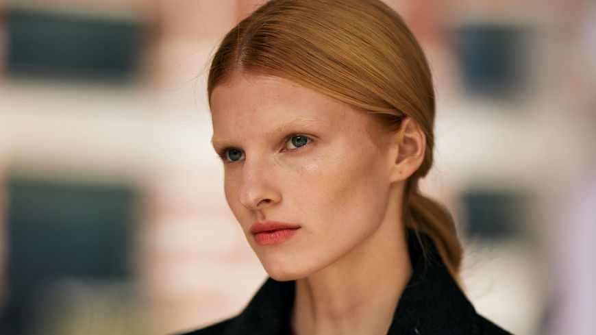 Das allerbeste Drogerie-Produkt gegen Pigmentflecken ist dieses Serum