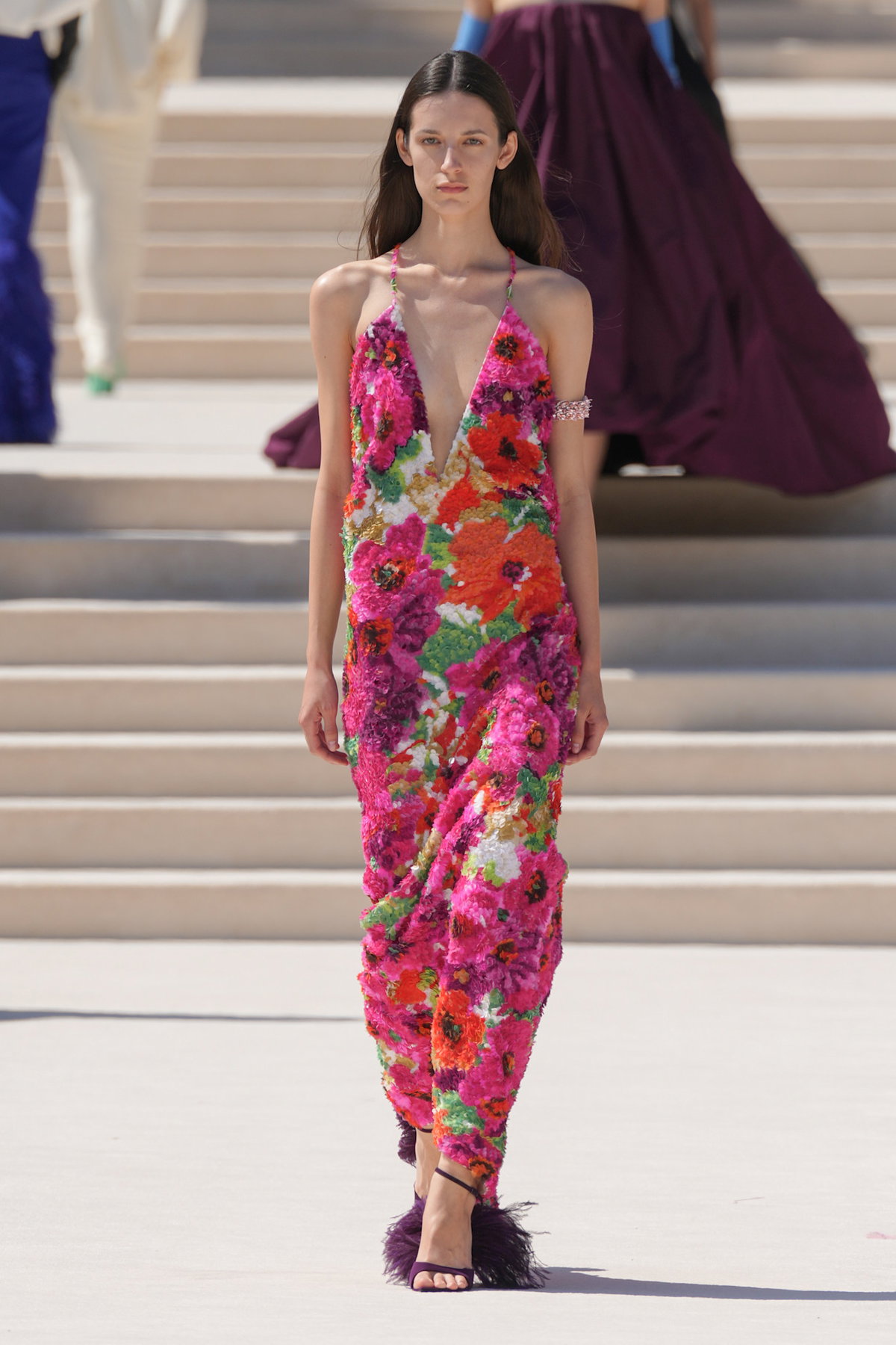 Balenciaga liefert die genialste Farbexplosion für Fashion Girls