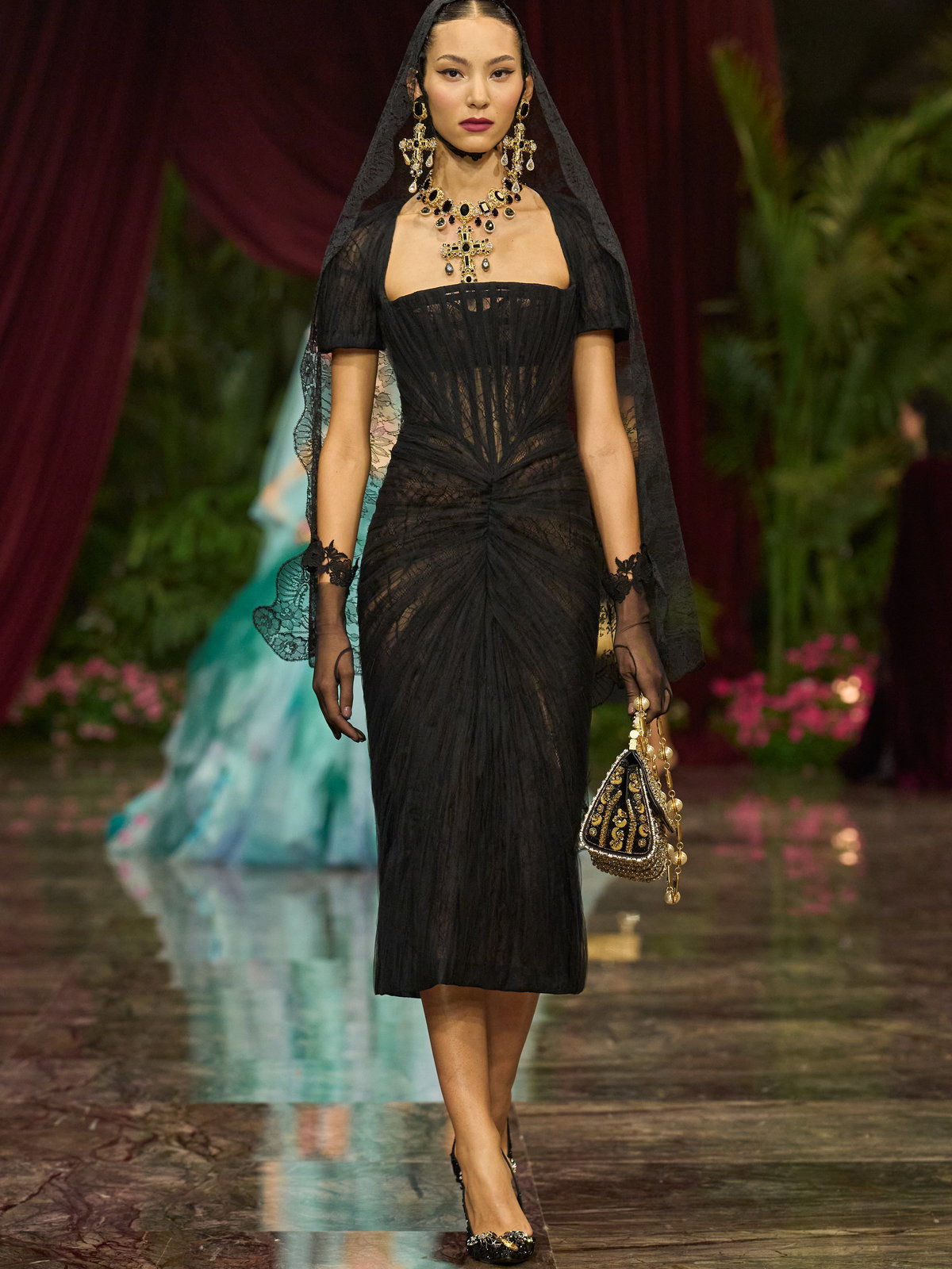 Dolce&Gabbana Alta Moda 2026: 3 Trends für den angesagten Göttinnen-Look im Sommer