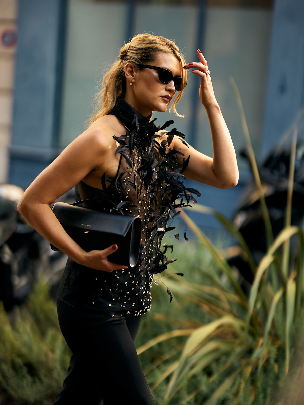 Um die Trend-Sonnenbrille von Jimmy Fairly reißen sich im Sommer 2026 die Fashion Girls