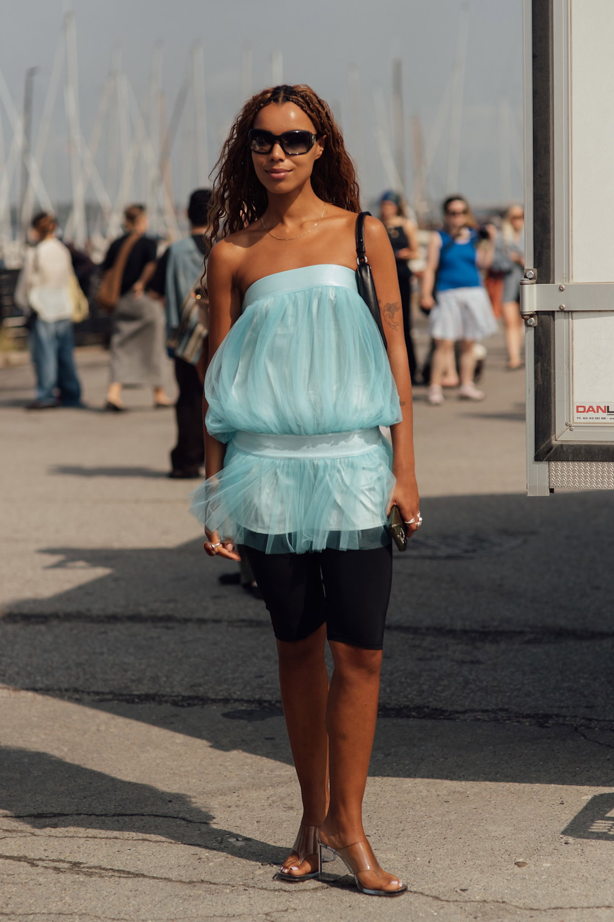 Kopenhagen Fashion Week 2026: Die besten Streetstyle-Looks der Modewoche