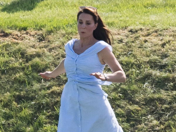 Herzogin-Kate-ZARA-Kleid
