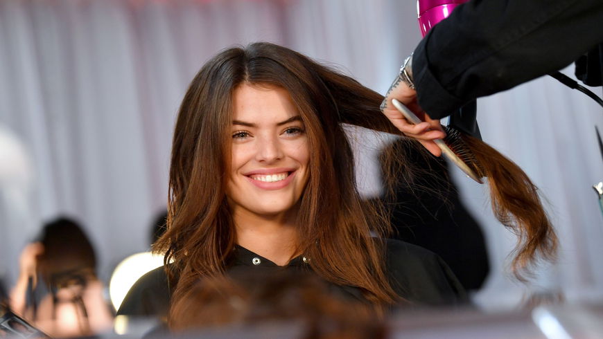 "Chocolate Caramel Bronde": Das ist der Haarfarben-Trend 2026 laut L'Oréal Professionnel-Experte Ben Gregory
